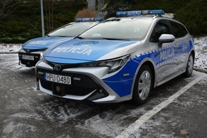 Dwa nowe oznakowane radiowozy Toyota Corolla